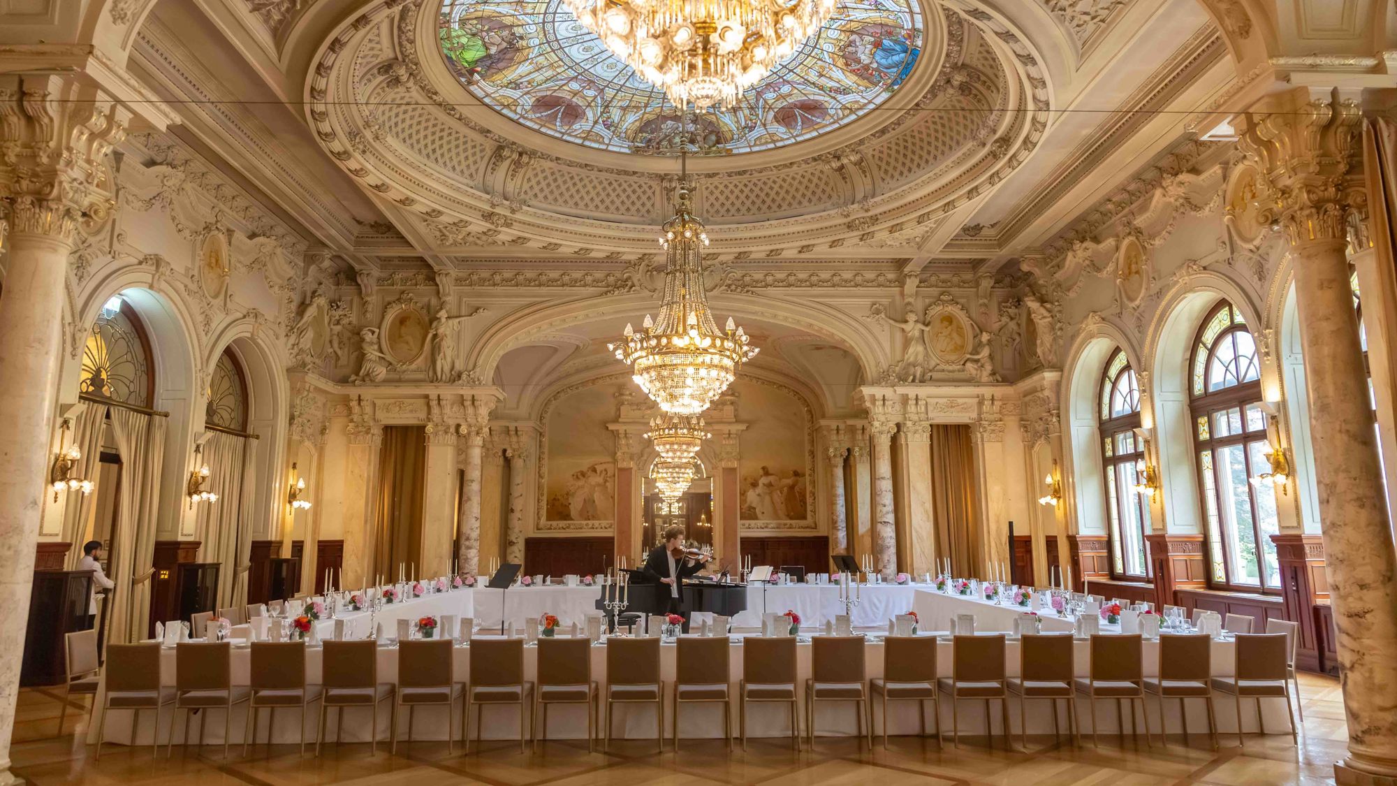 Heritage evening in the Sandoz ballroom at Beau-Rivage Palace in Lausanne - To celebrate the European Heritage Days, the Beau-Rivage Palace invites you on a journey through time