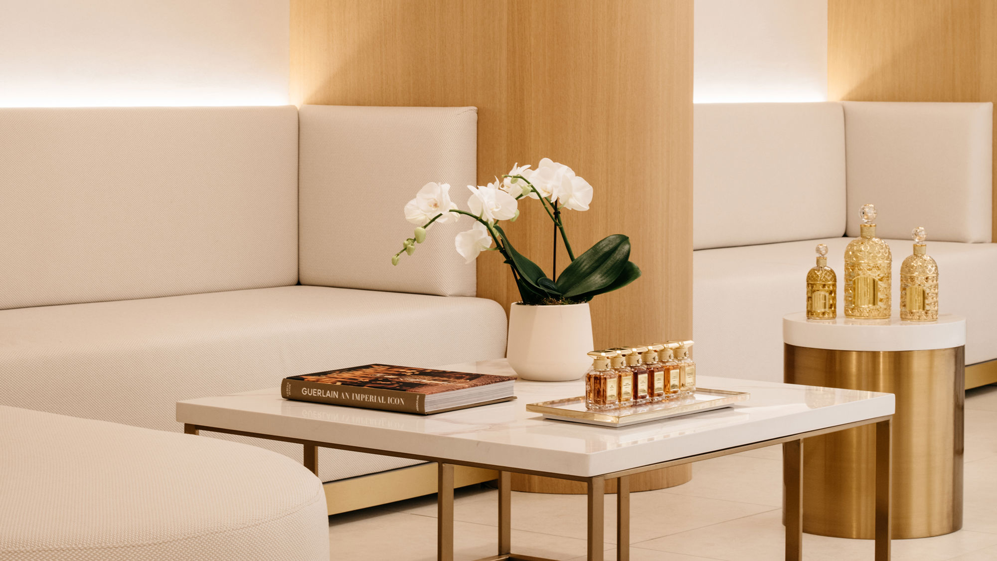 Intérieur du Spa Guerlain au Beau-Rivage Palace Lausanne avec ambiance apaisante et design raffiné, expérience bien-être dans un hôtel de luxe à Lausanne et palace 5 étoiles à Lausanne Ouchy au bord du lac Léman