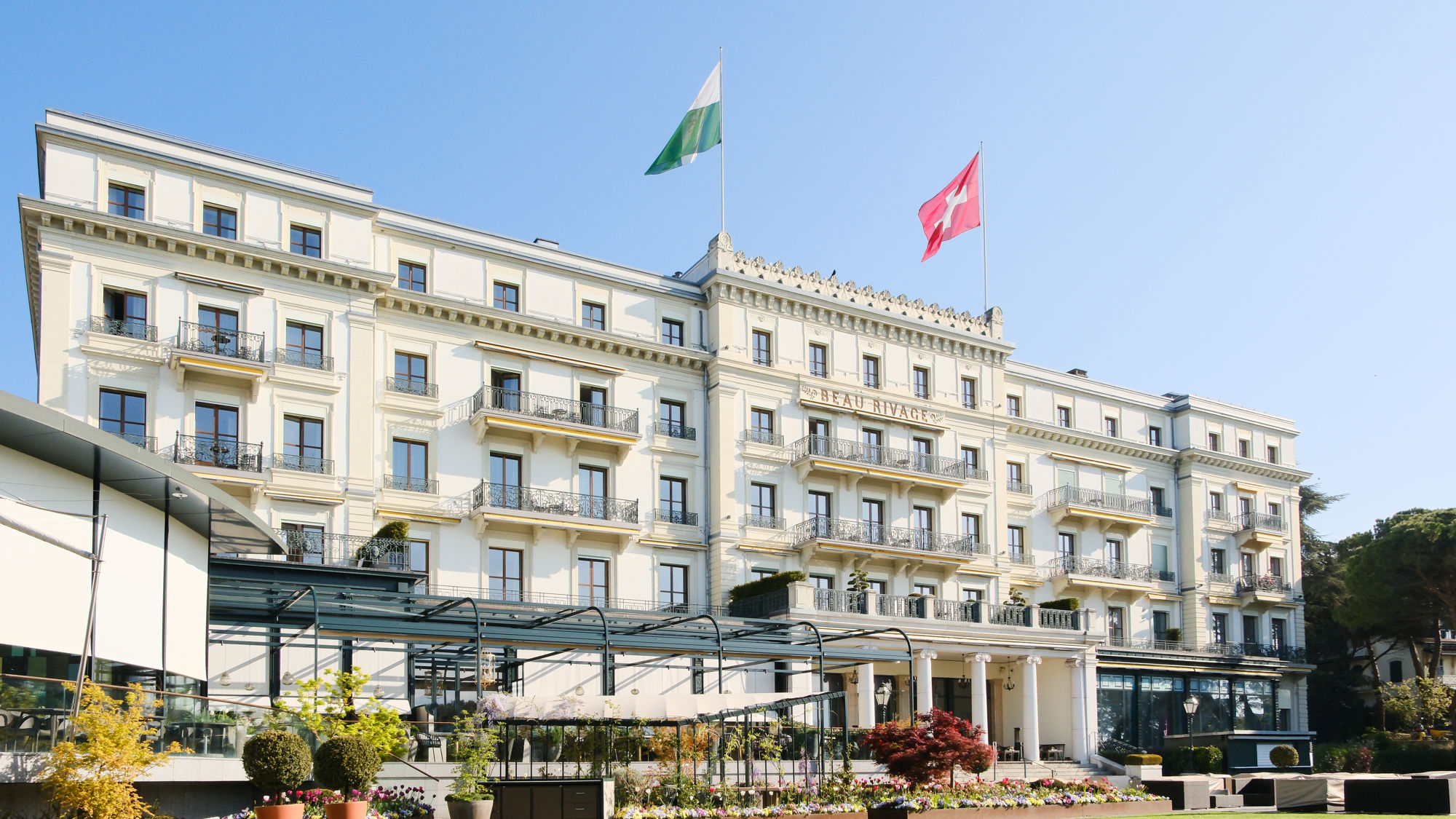 beau-rivage-palace-vue-jardin-ete-2026.jpg