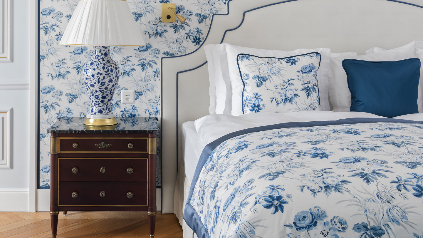 Details of the bedroom of the Junior Suite Beau-Rivage Room at Beau-Rivage Palace in Ouchy