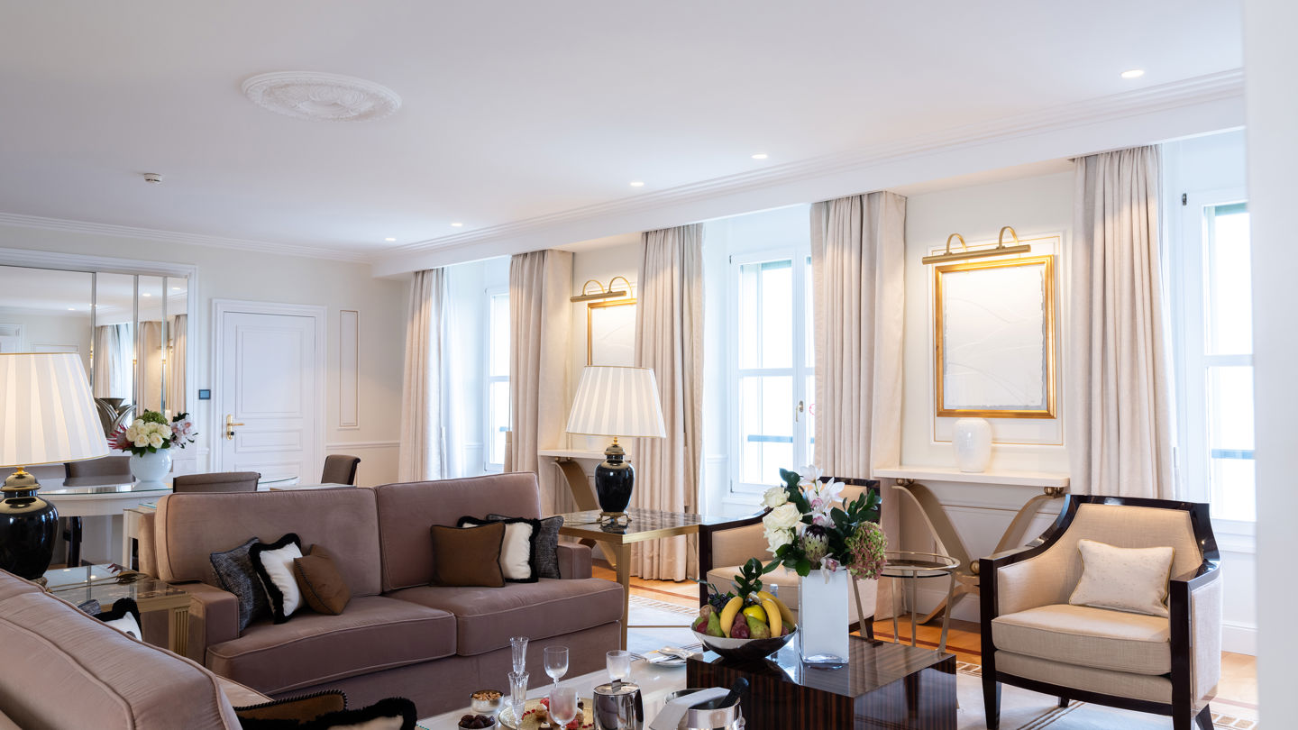 Living room of the Art Déco Suite at Beau-Rivage Palace in Lausanne overlooking the lake and the Alps