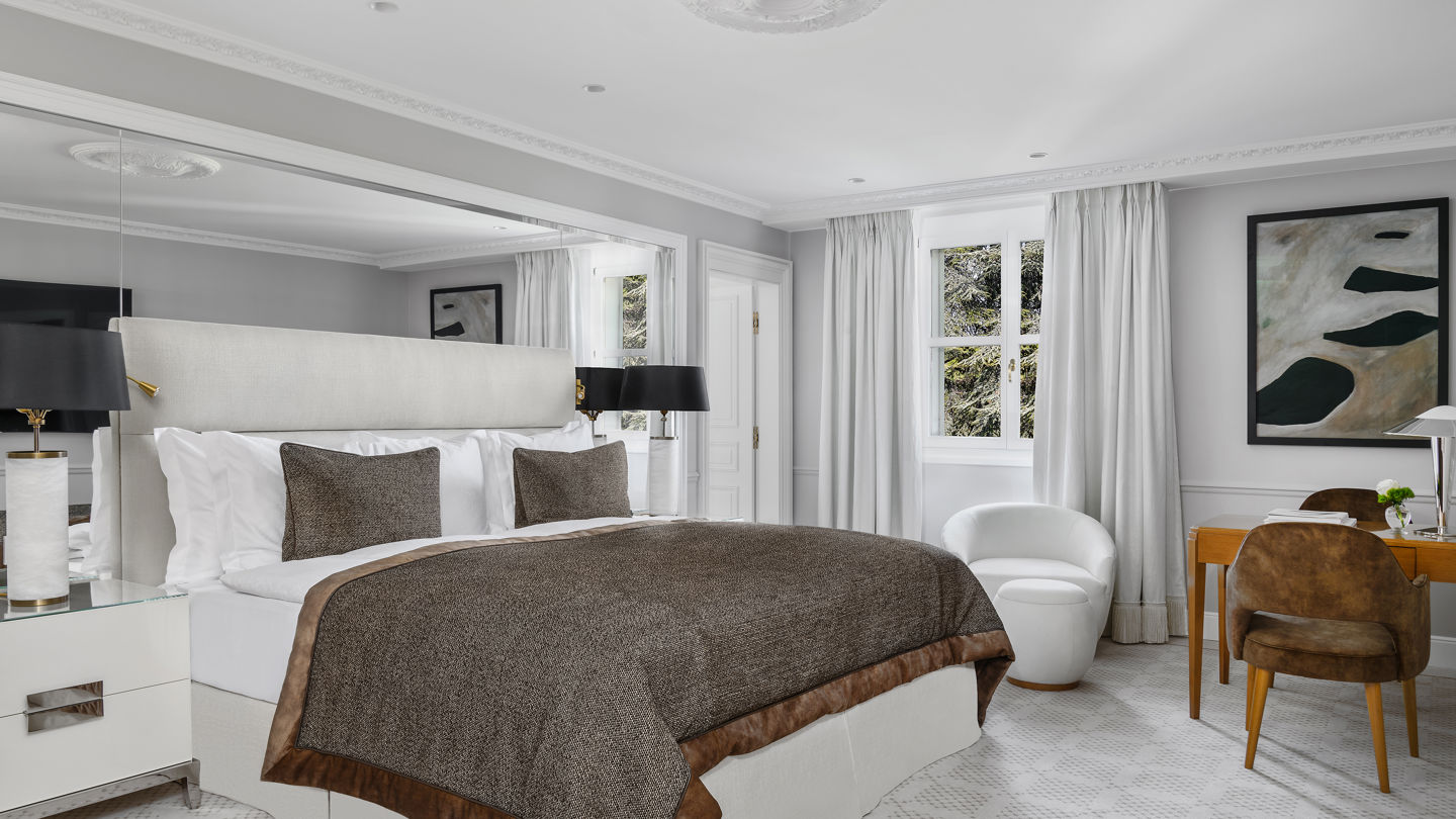 Bedroom of the Panoramic Suite at Beau-Rivage Palace in Ouchy overlooking the gardens