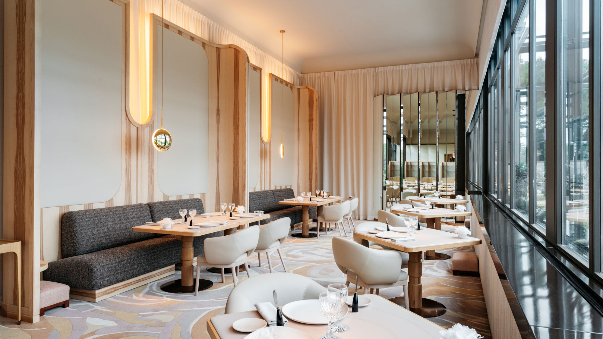 beau-rivage-palace-pic-design-tristan-auer-salle-01.jpg