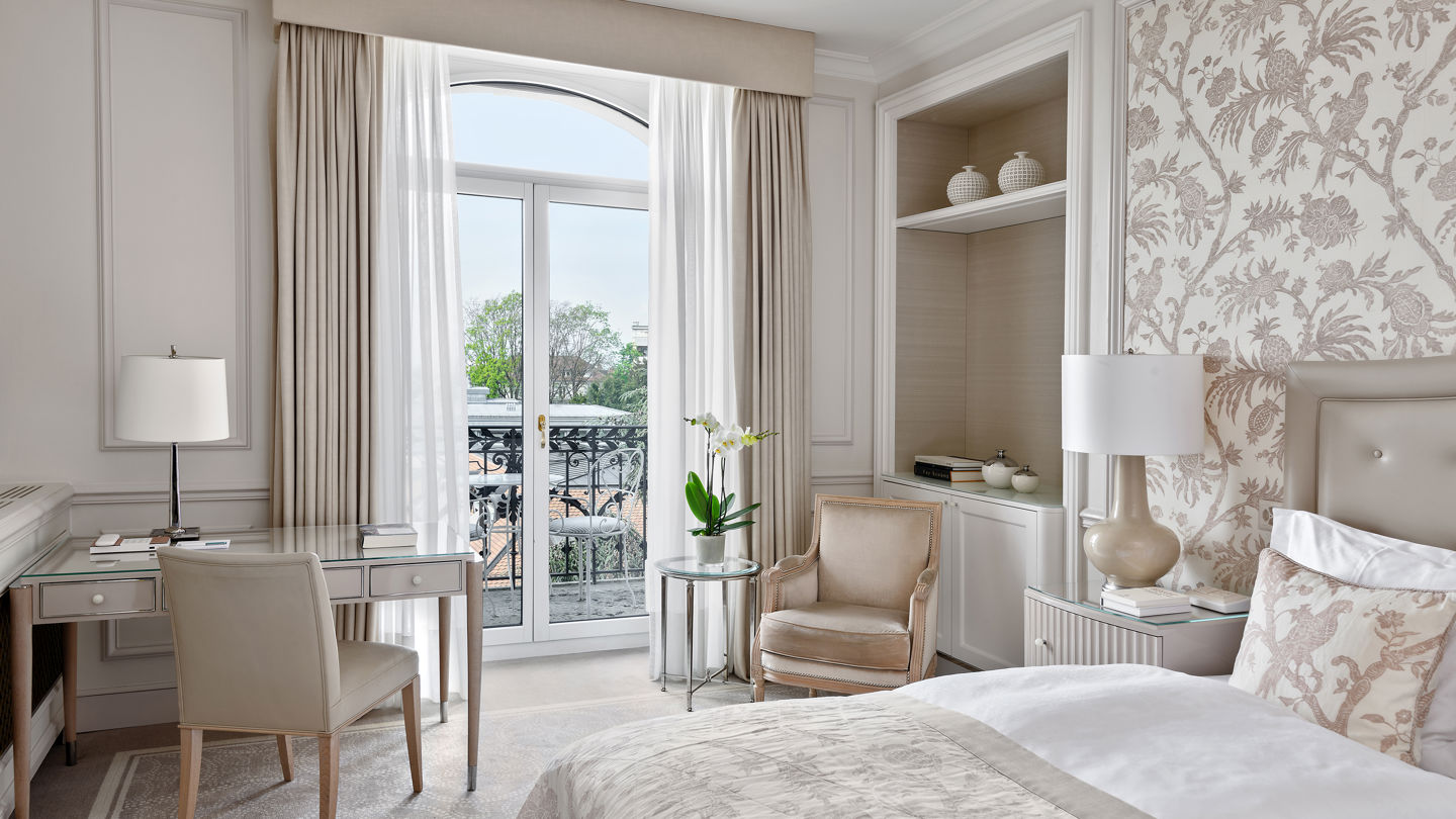 Superior Partial Lake and Alps View Room at Beau-Rivage Palace in Lausanne overlooking Ouchy