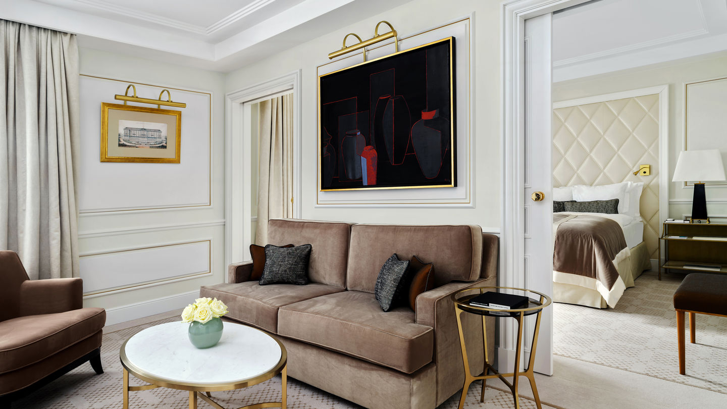 Lounge area of the Deluxe Riviera Room at Beau-Rivage Palace in Lausanne