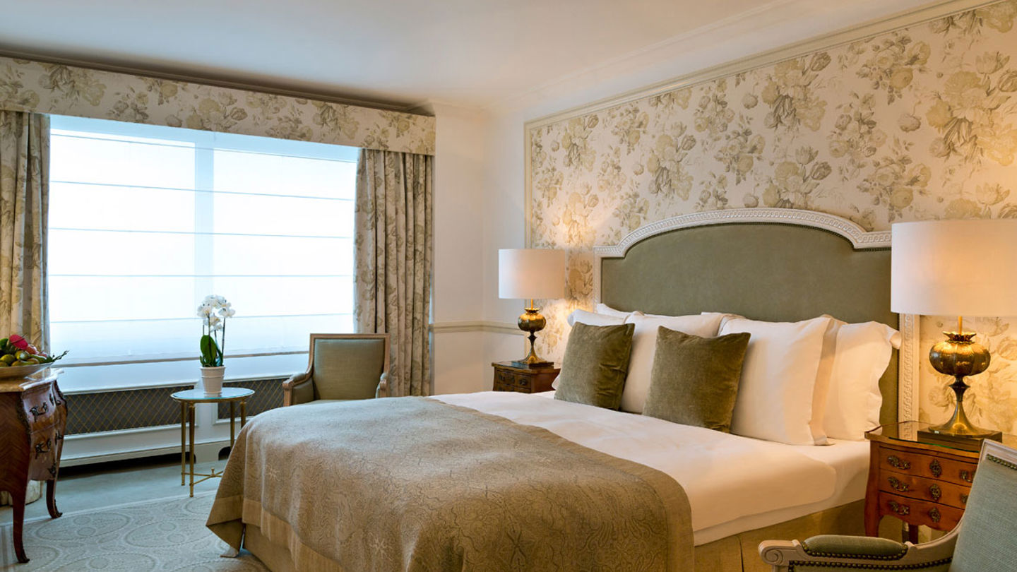Bedroom of the Duplex Suite at Beau-Rivage Palace in Lausanne