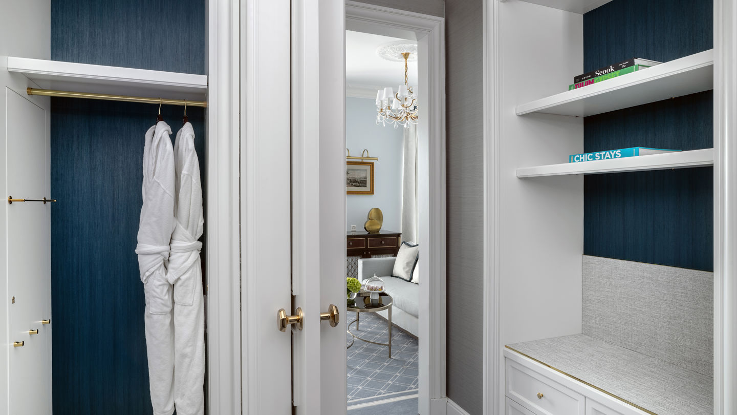 Dressing area in the Deluxe Lake and Alps View Room at Beau-Rivage Palace in Lausanne