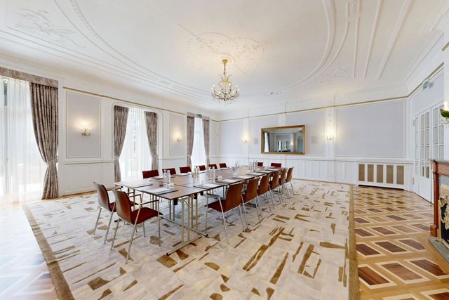 The Salon Léman at Beau-Rivage Palace in Lausanne